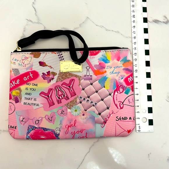 Luv Betsey by Betsey Johnston small hand bag (makeup bag) - Picture 7 of 7